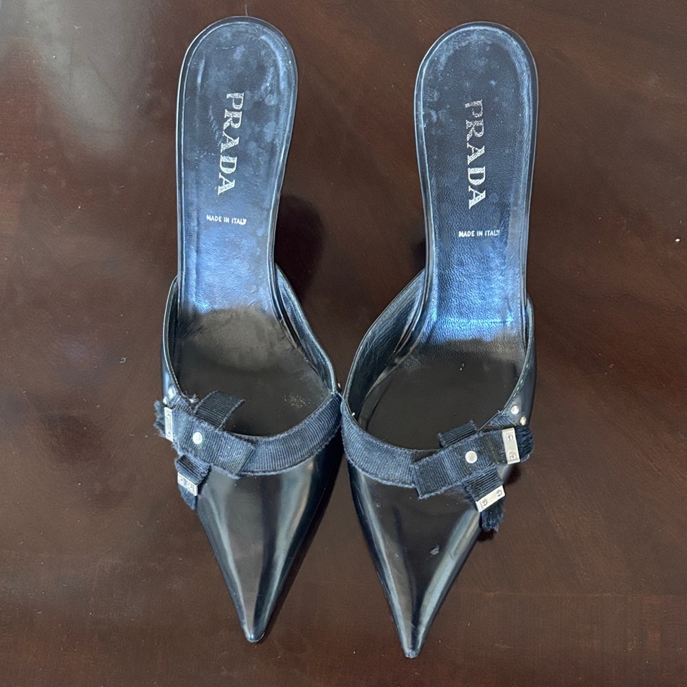 Prada Women's Black Pointed-Toe Mules with Bow Accent